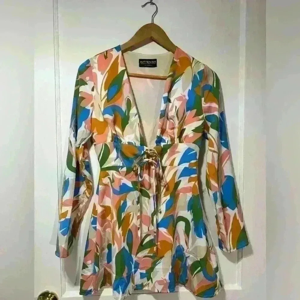 KITTENISH STAND OUT PRINTED
MINI DRESS - Picture 2 of 8
